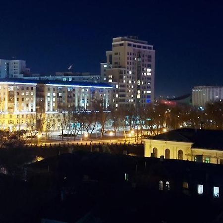 Апартаменти Династія, Центр, З Видом На Харків Charkiv Esterno foto